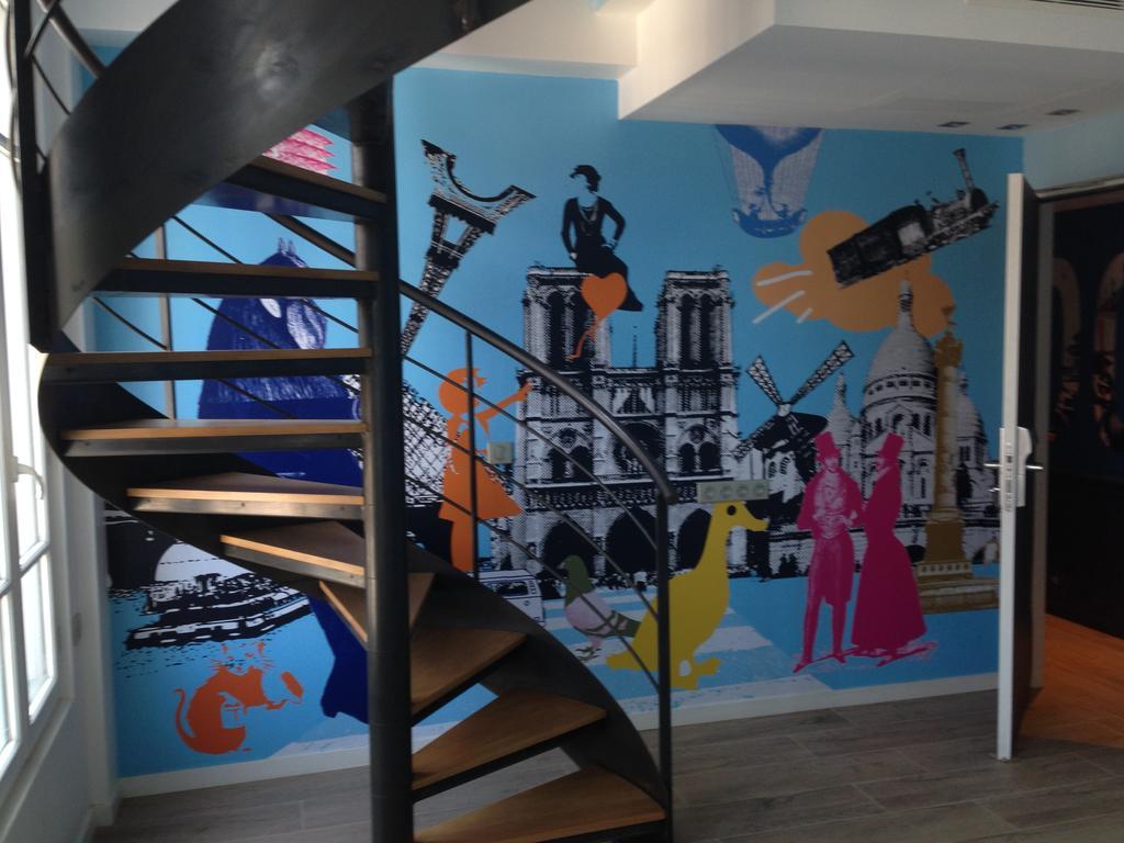 The 3 Ducks Eiffel Tower By Hiphophostels ปารีส ภายนอก รูปภาพ